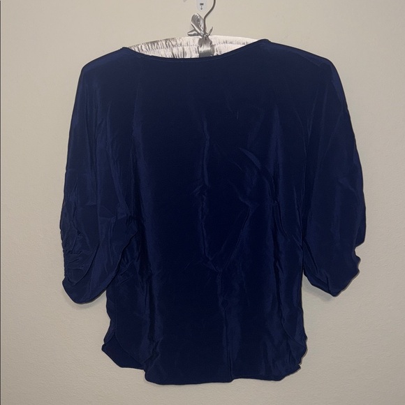 Amanda Uprichard Navy Blouse with Puffy Sleeves - Silk - Small. B8 - Picture 3 of 5